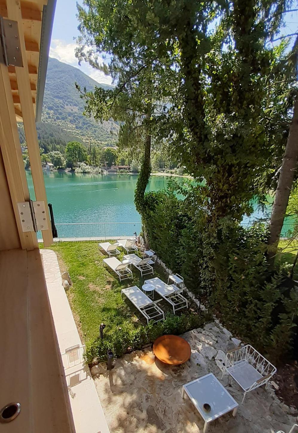 La Presentosa Sul Lago Villalago Eksteriør billede